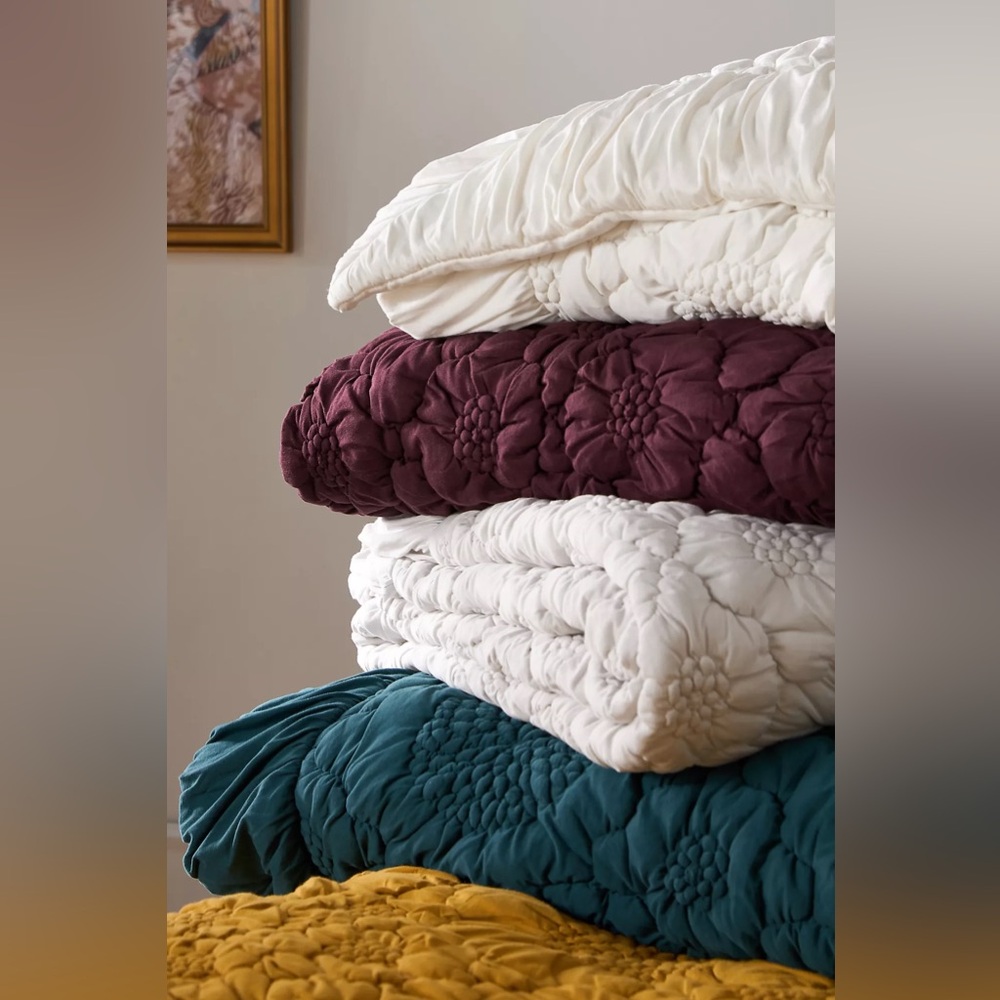 Anthropologie Dahlia Cotton Jersey Floral Quilt King - Picture 6 of 8